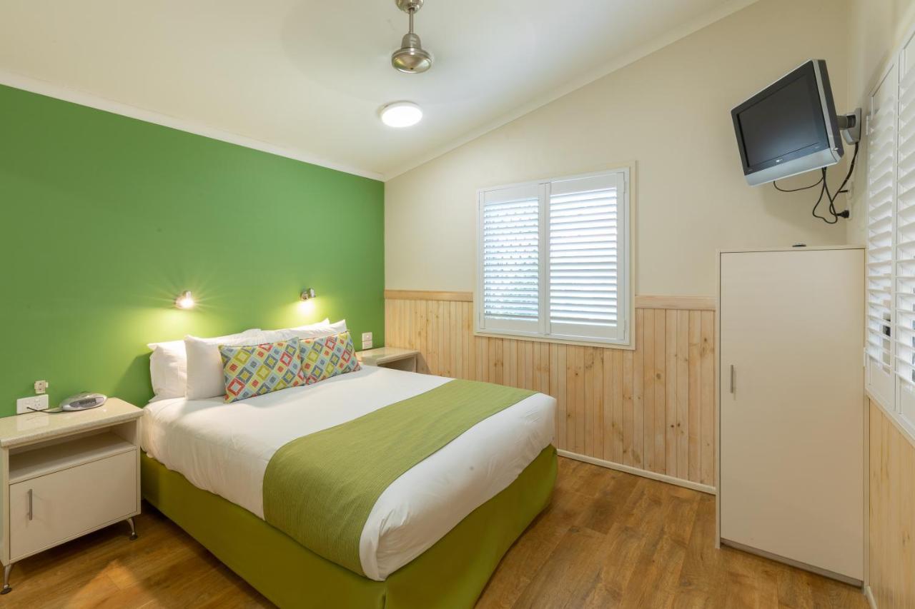 Big4 Adventure Whitsunday Resort Airlie Beach Exterior photo