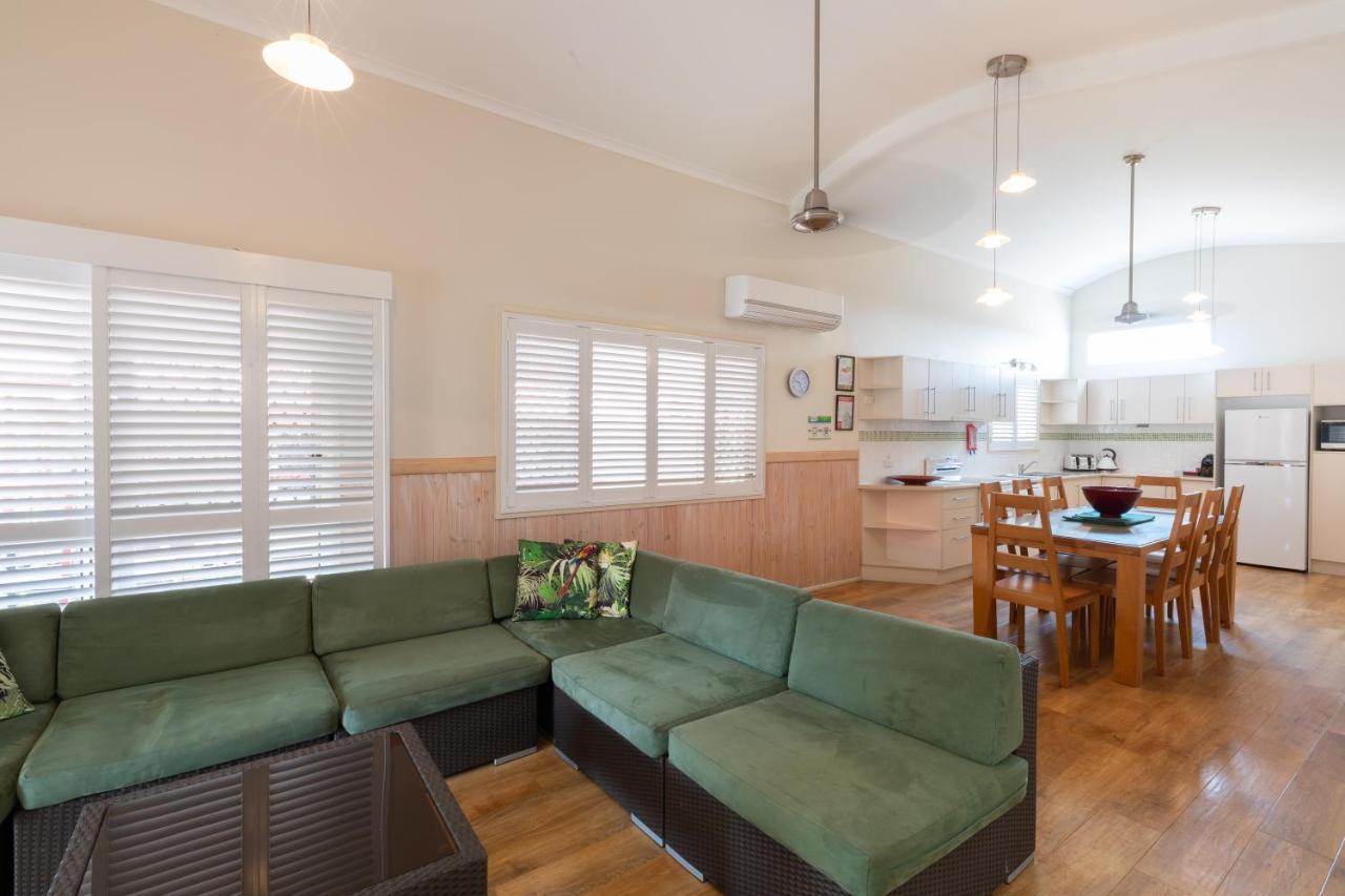 Big4 Adventure Whitsunday Resort Airlie Beach Exterior photo